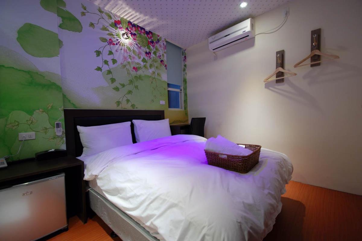 Happiness Inn Тайпей Екстериор снимка