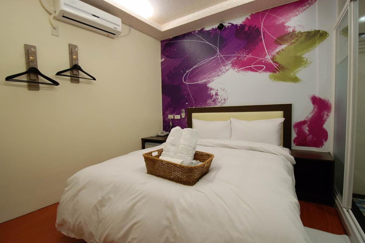 Happiness Inn Тайпей Екстериор снимка